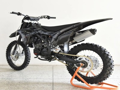 Надежная фиксация для максимальной защиты